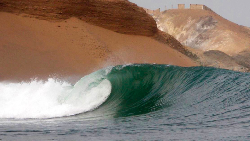 Peru surf coast