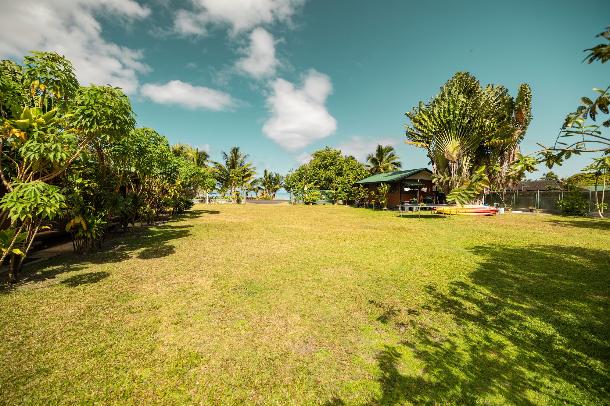 Le Haapiti Surf — Oceanfront Surf Estate & Hospitality Opportunity, Haapiti, French Polynesia — photo 4