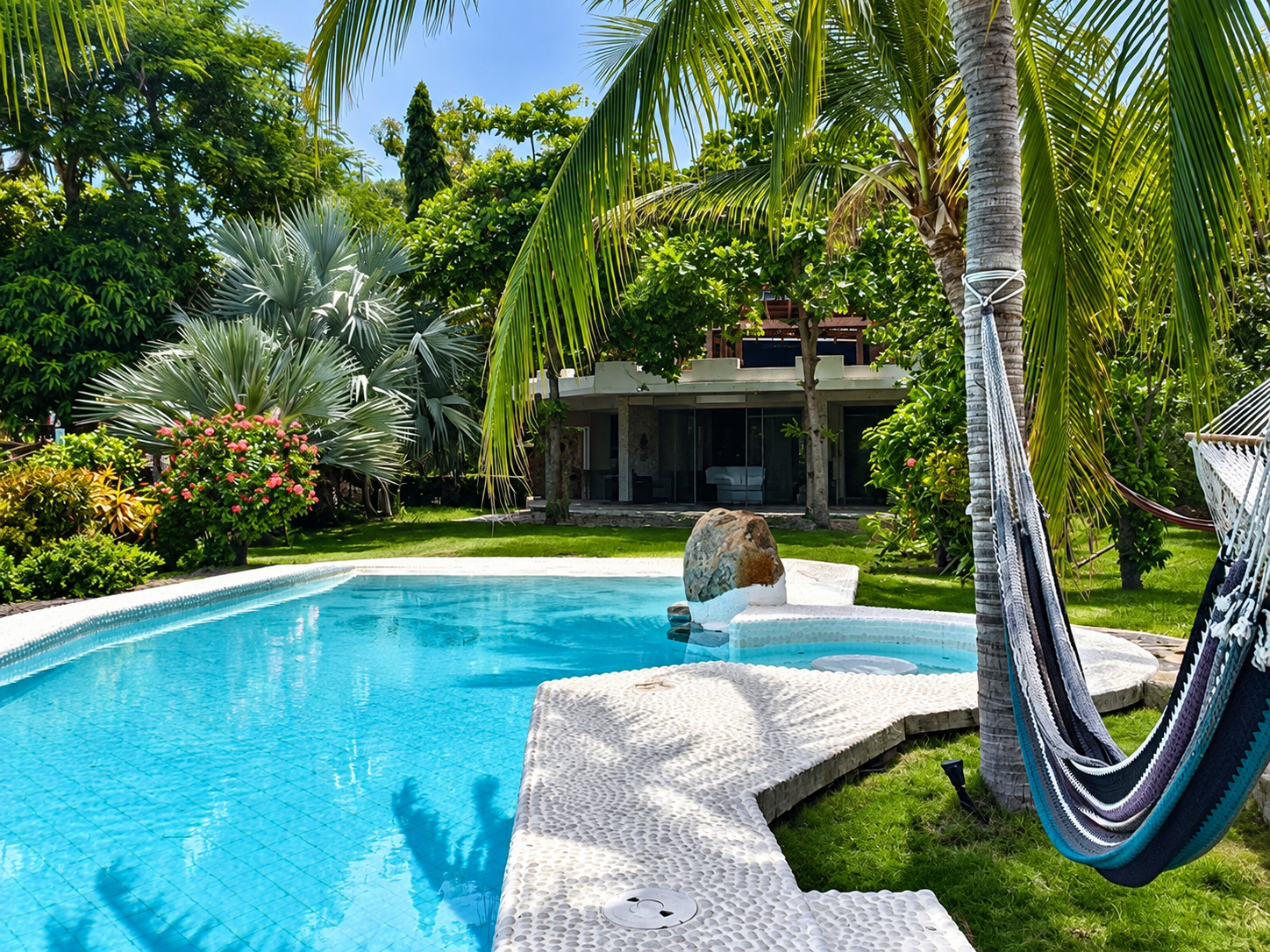 Cerromar Villa in El Sunzal - 2