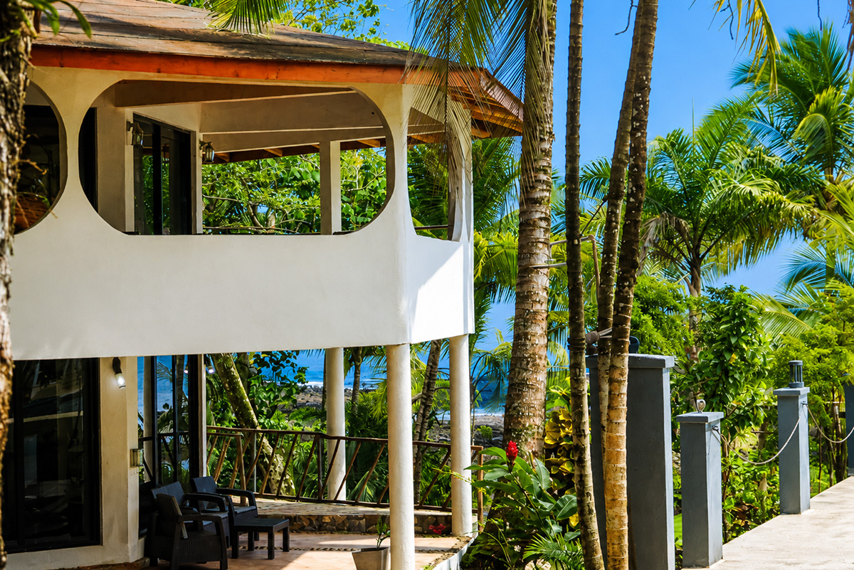 Beachfront Boutique Hotel for Sale – Santa Catalina, Panama - 4