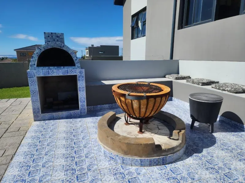 3 Bedroom House for Sale in Blue Waters Estate - 5