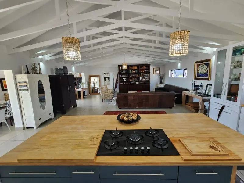 3 Bedroom House for Sale in Blue Waters Estate thumbnail 7