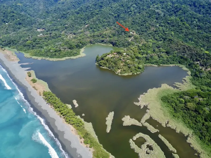 Carate, Costa Rica