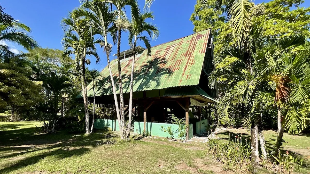 punta-sonada-point-break-estate