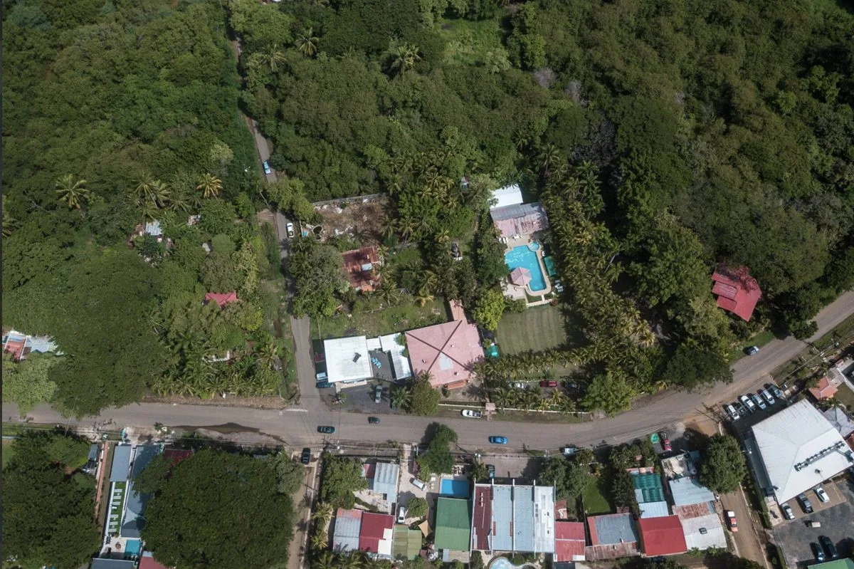 Titled Beachside Hotel in Playas del Coco - 3
