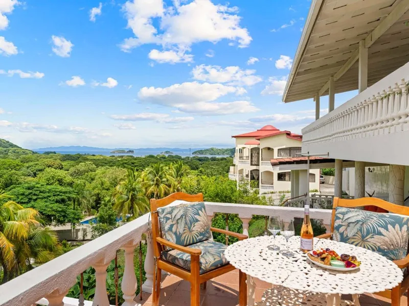 Ocean View Homes with 19 Bedrooms - 4