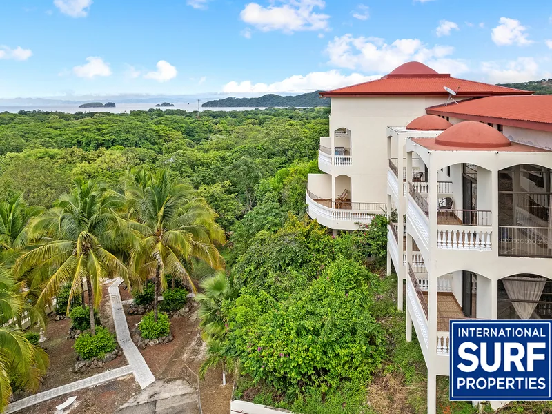 Ocean View Homes with 19 Bedrooms - 3