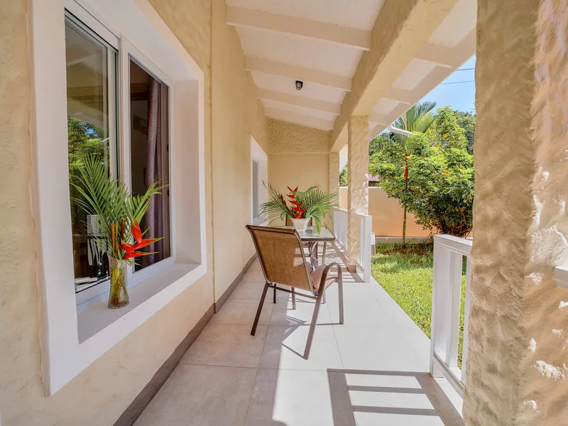 beachside-hotel-steps-from-playa-chiquita-white-sands