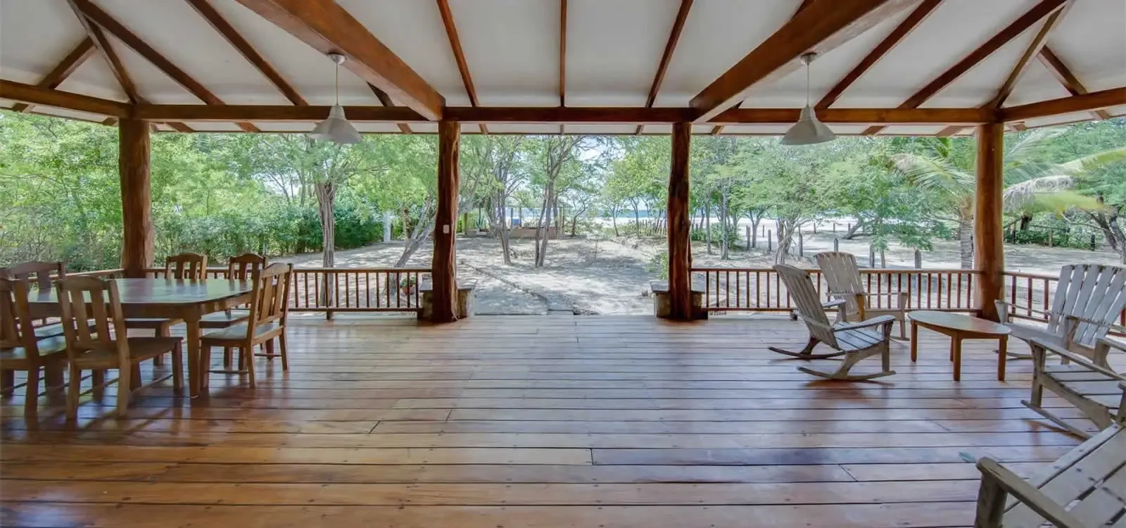 4-bedroom-nicaragua-playa-el-coco-beachfront-home-for-sale