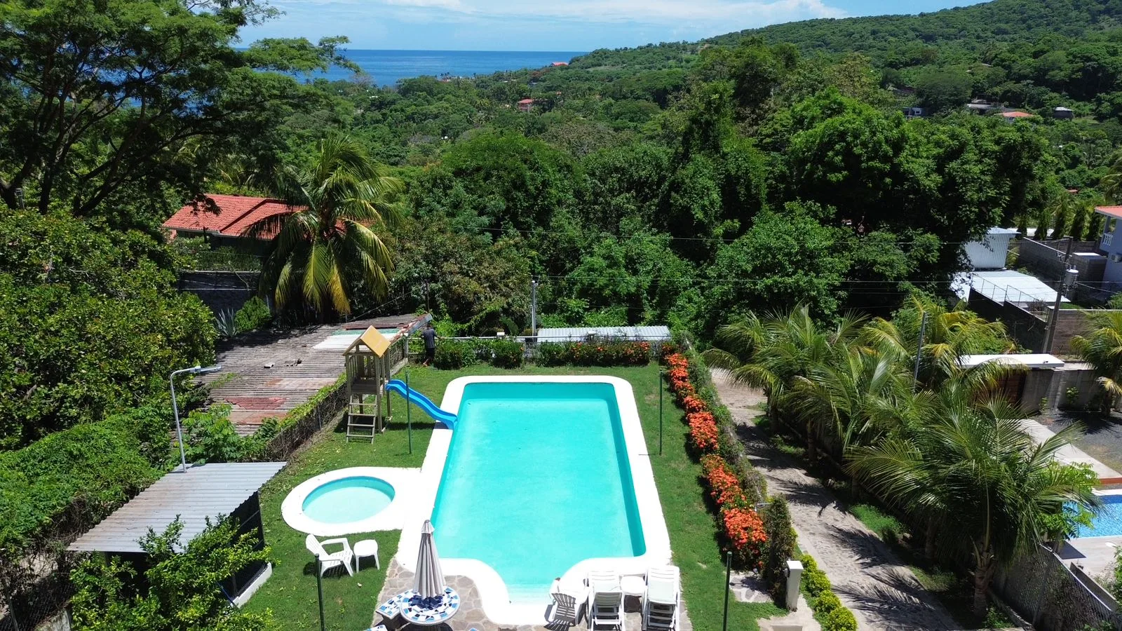 income-producing-beach-house-atami