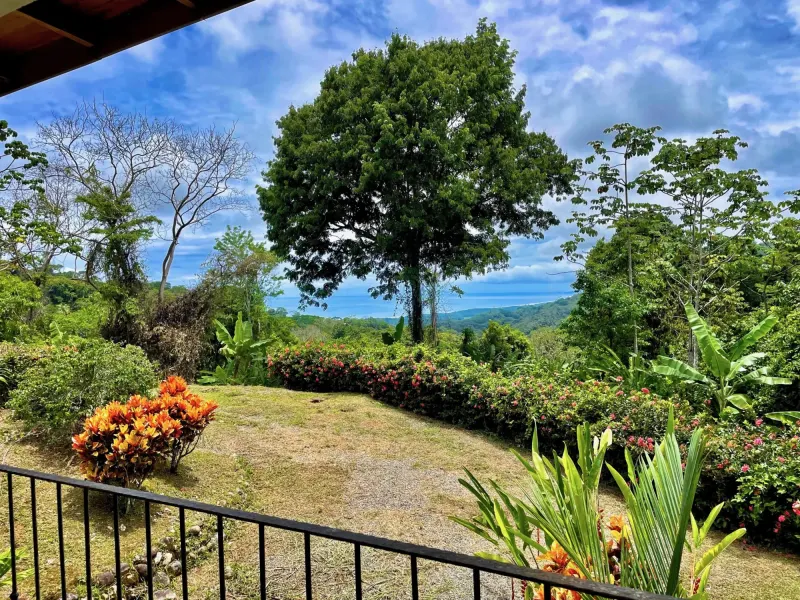 6.9 Acres Ocean View of Manuel Antonio thumbnail 1