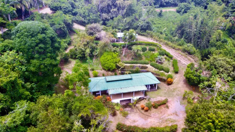 6.9 Acres Ocean View of Manuel Antonio - 4