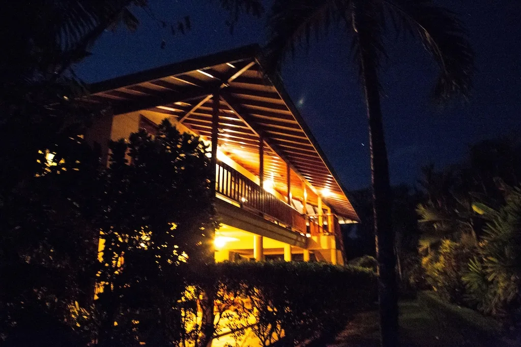 pilon-surf-house-for-rent