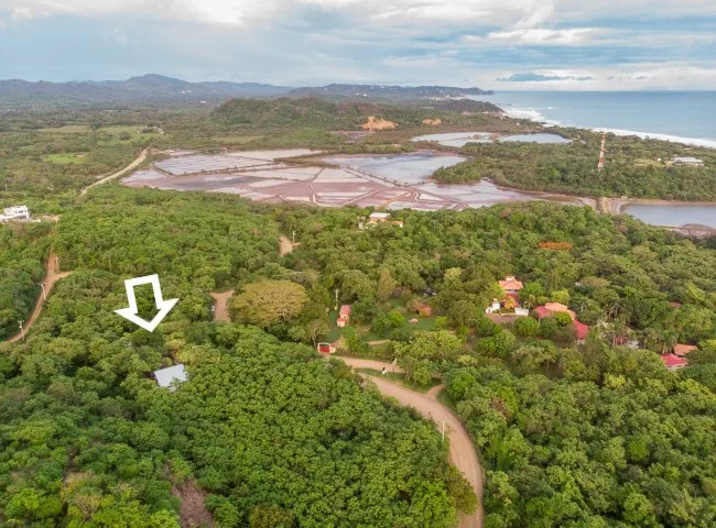 popoyo-surf-villa-with-commercial