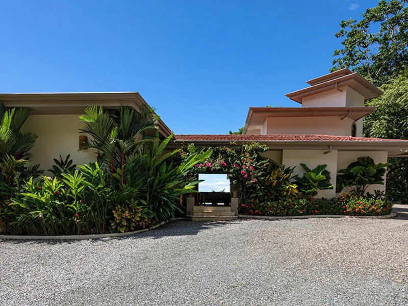 Luxury Home Just Steps from the Beach, Dominical, Costa Rica — photo 4