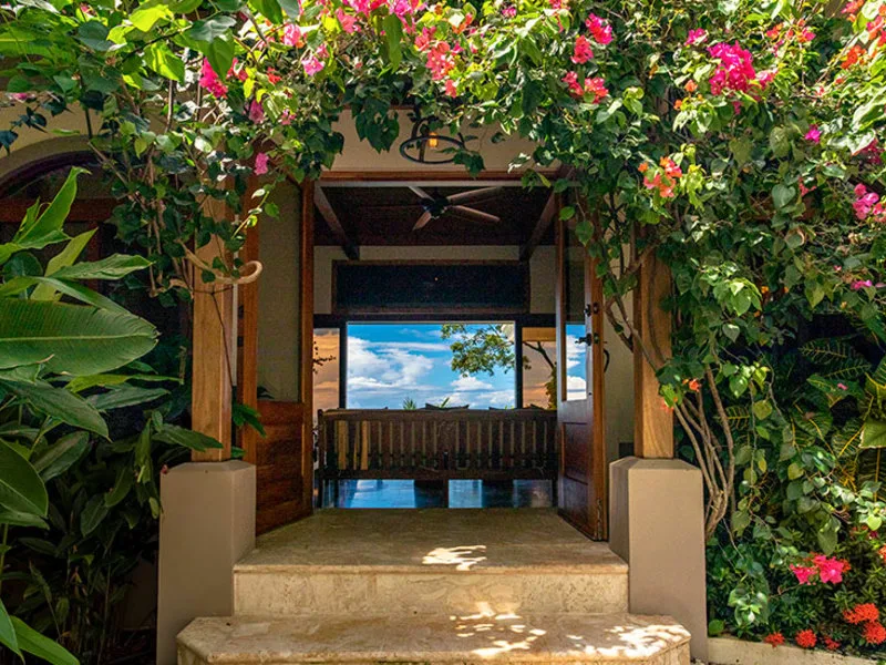 Luxury Home Just Steps from the Beach, Dominical, Costa Rica — photo 3