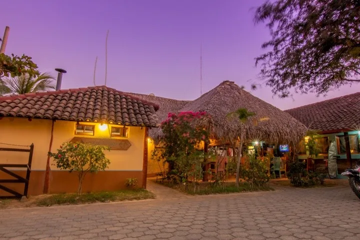 Popoyo Surf Hotel & Restaurant thumbnail 6