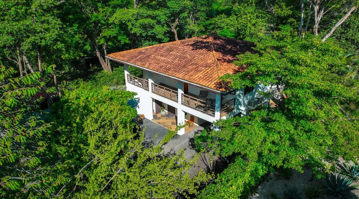 Casa Blanca Playa Negra with 17 World-Class Surf Spots - 2