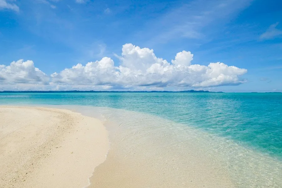 banyak-crystal-clear-beach