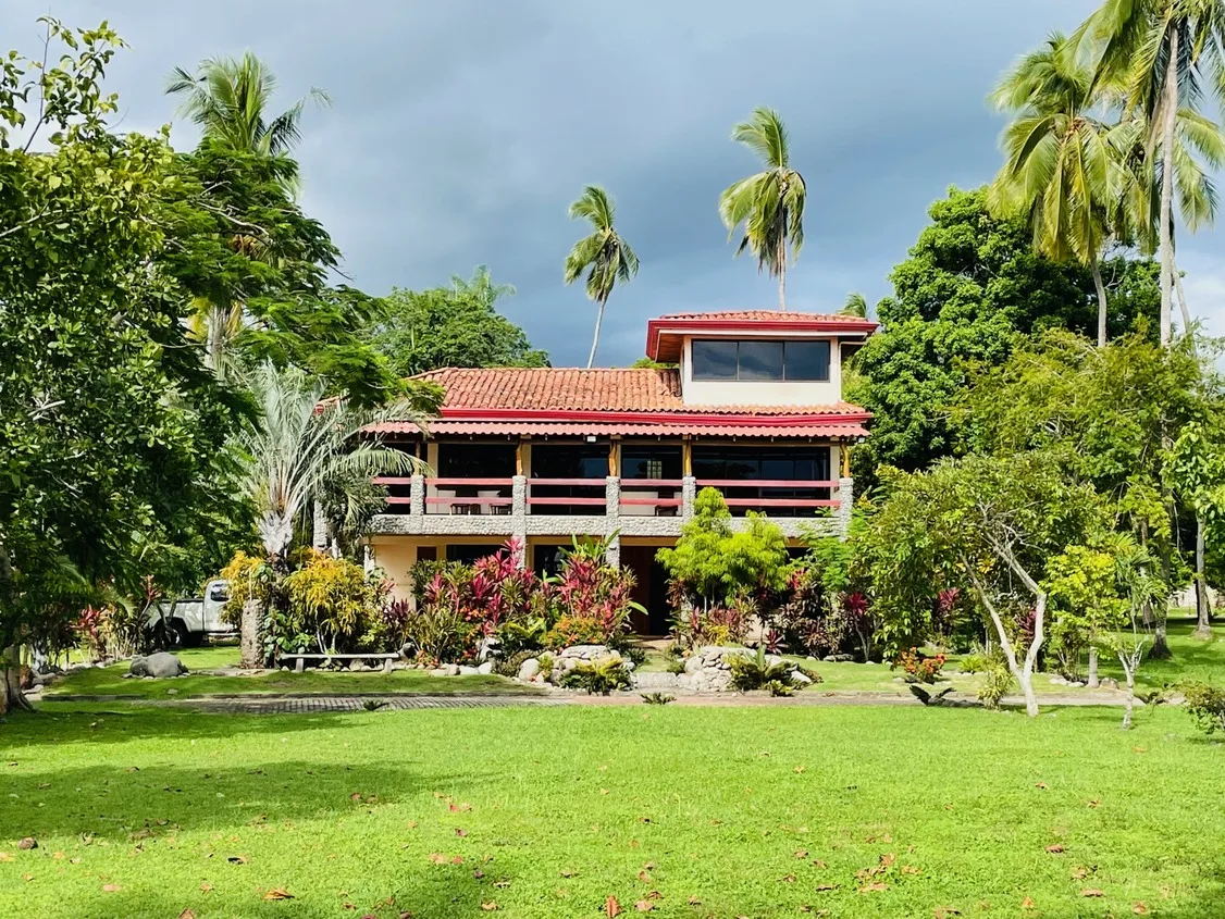 Boca Barranca, Costa Rica