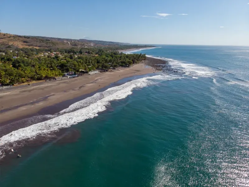 Beach House in Lomas de San Blas, Surf City, La Libertad - 2