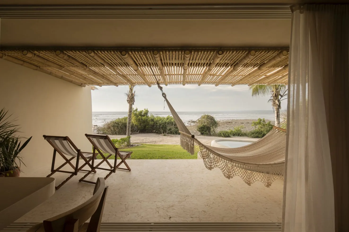 los-panchos-beachfront-for-sale