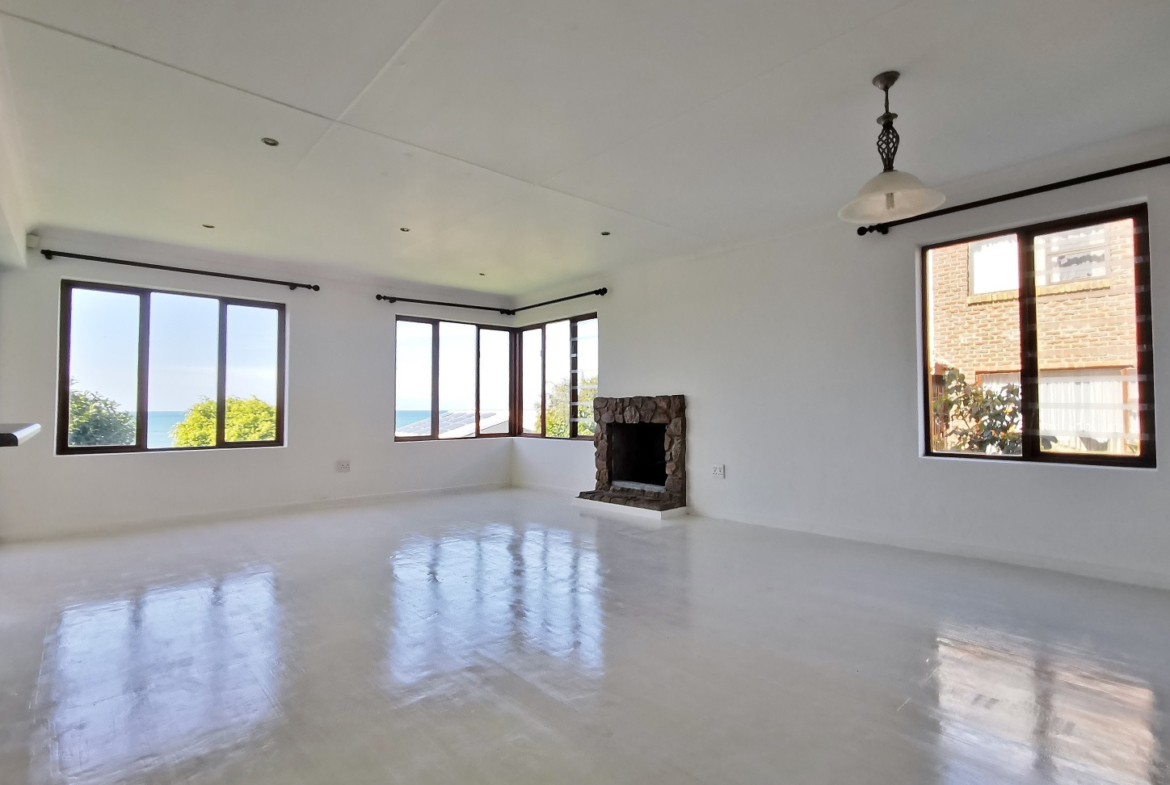 5-bedroom-oceanview-at-jeffreys-bay