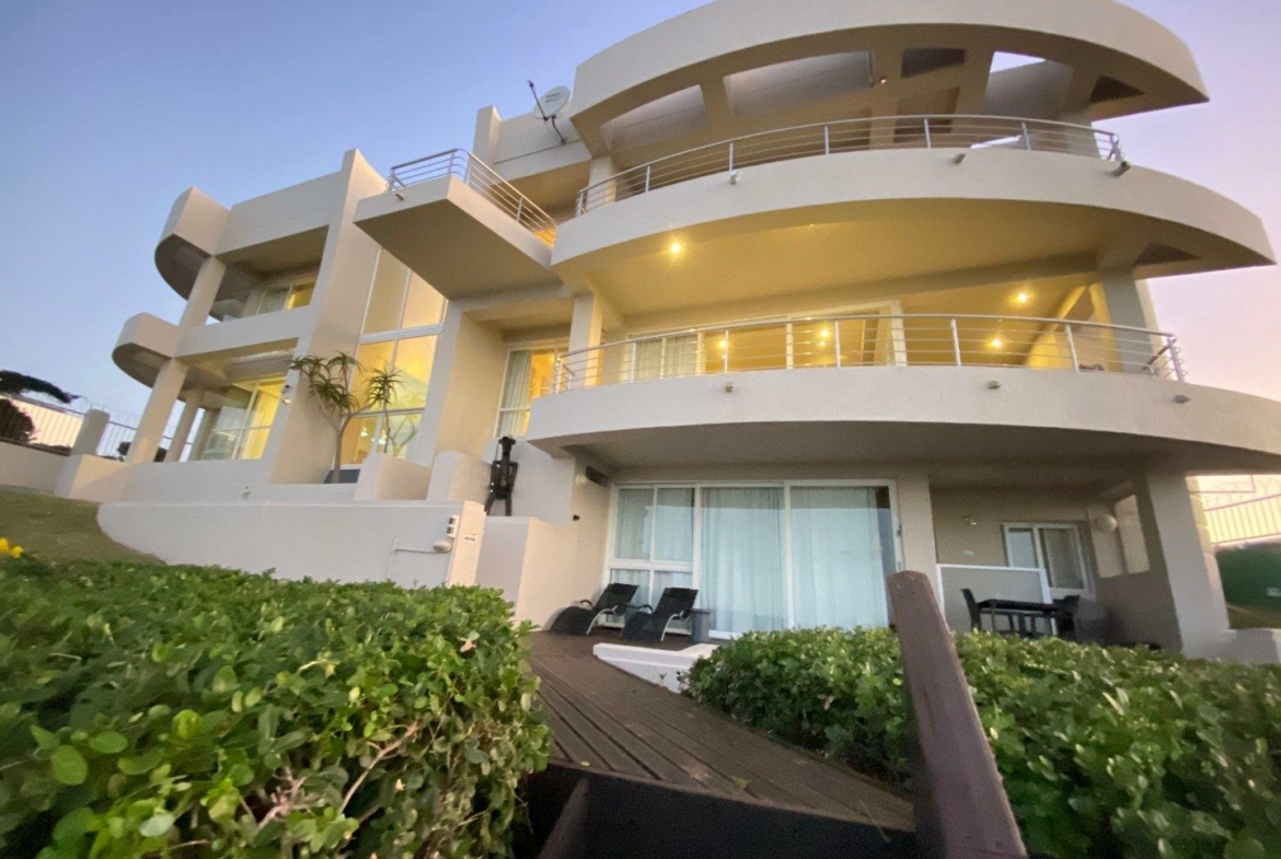 7-bedroom-surf-view-above-jeffreys-bay