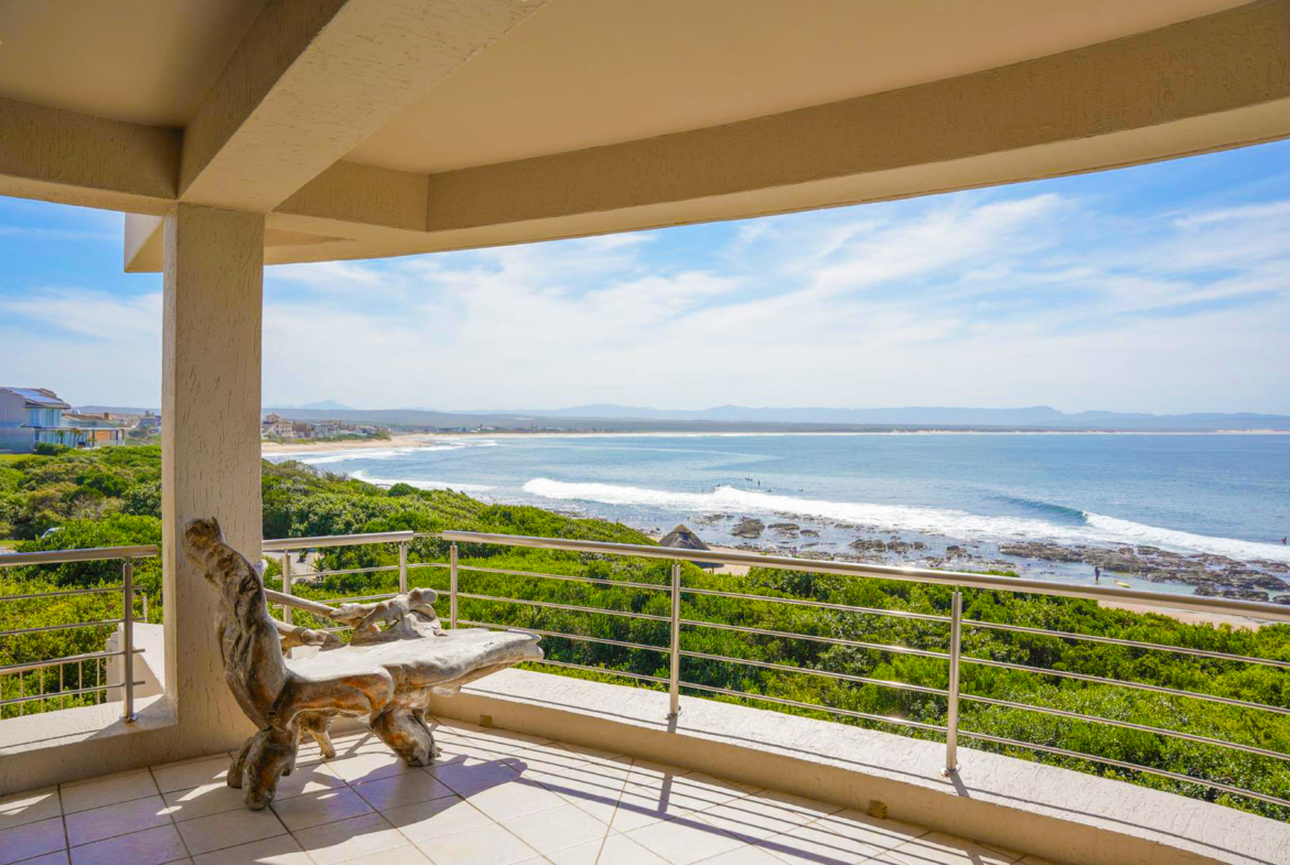 7-bedroom-surf-view-above-jeffreys-bay