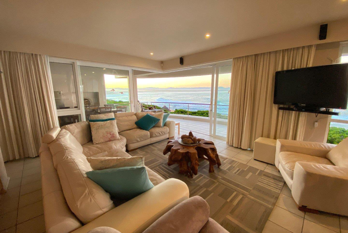 7-bedroom-surf-view-above-jeffreys-bay