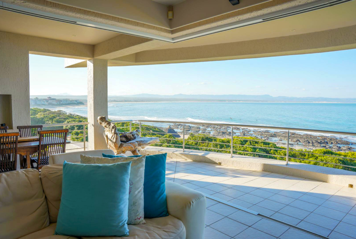 7-bedroom-surf-view-above-jeffreys-bay