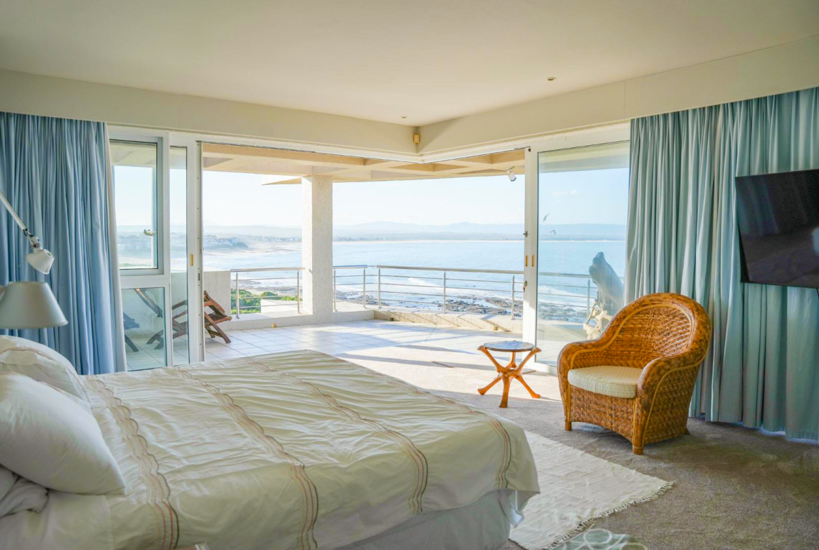 7-bedroom-surf-view-above-jeffreys-bay