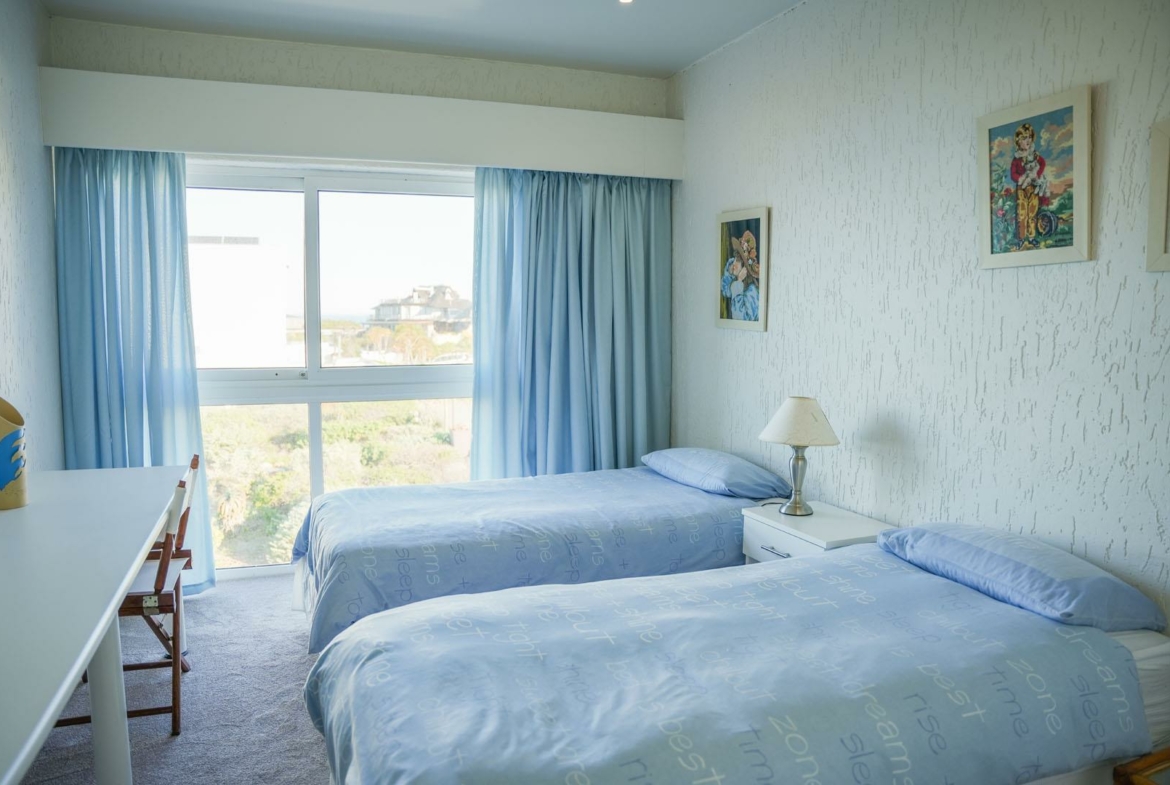 7-bedroom-surf-view-above-jeffreys-bay