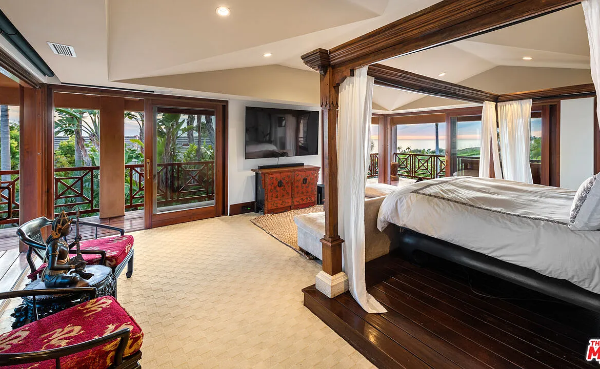 exclusive-balinese-palace-in-orange-county